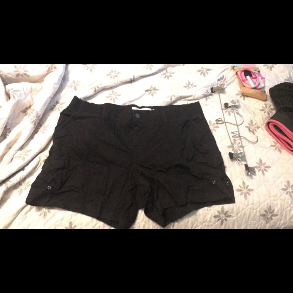 Sonoma Black Shorts Size 18
